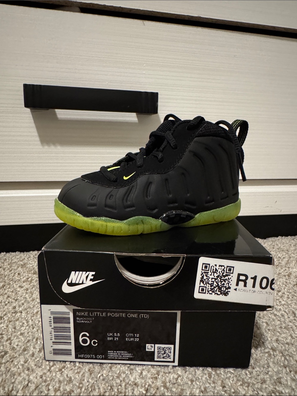 Nike Kids Little Posite One Black with Neon Green Accents